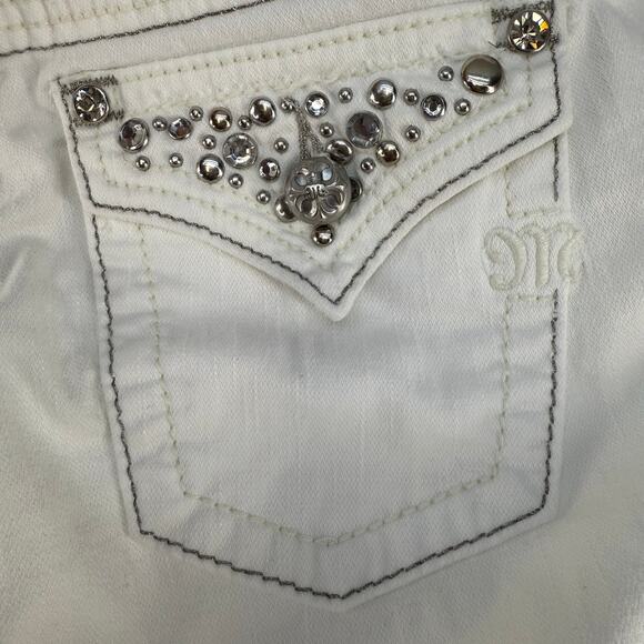 Miss Me Jeans Women's 26 (2) White Boot Cut Embellished Western Wear Summer - Picture 4 of 16